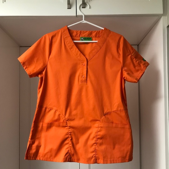 Crocs Medical Scrubs Uniform Top Women’s Medium Orange M Short Sleeve V Neck - Picture 1 of 5
